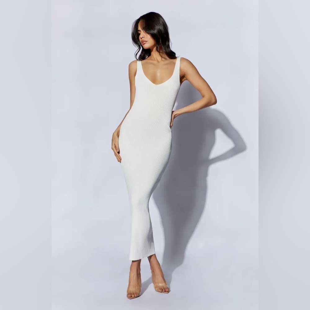 Meshki Jodie V Neck Midi Dress in Nude